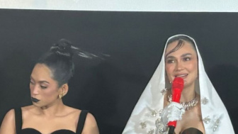 Tenggorokan Luna Maya Sakit Saat Meniru Cara Suzzanna Tertawa