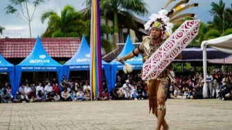 Fungsi Manik-manik Bagi Masyarakat Suku Dayak, dari Perhiasan hingga Status Sosial