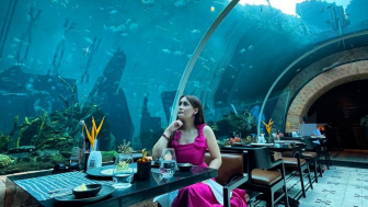 Sensasi Makan di Dalam Aquarium, Ada di Bali