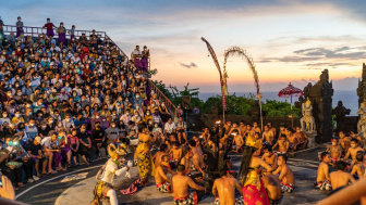 Berawal dari Seruan Kata Cak-cak-cak, Ini Sejarah Tari Kecak Bali