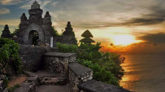 Jadi Pura Kuno di Bali, Ini Sejarah Berdirinya Pura Luhur Uluwatu