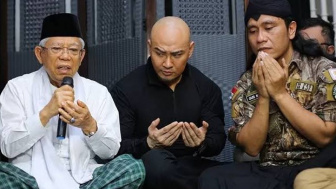 4 Tahun Deddy Corbuzier Memeluk Islam, Denny Sumargo Penasaran