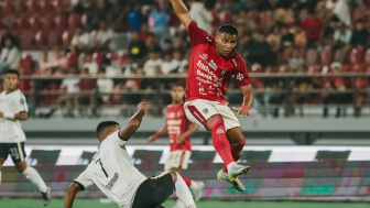 Kalah di Kandang Sendiri, Bali United Kini Jadi Bulan-bulanan Suporter