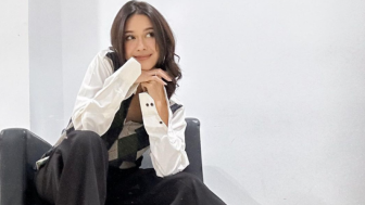 Sosok Dan Profil Nana Mirdad: Istri Aktor Blasteran yang Kini Tinggal di Bali