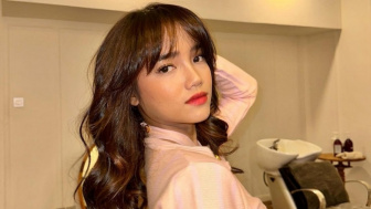 2 Jam Jualan Skincare Live, Fuji Raih Rp 2,7 Miliar
