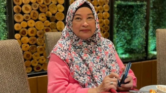 Curahan Hati Ibu Jeje Govinda yang Legowo Memaafkan Perselingkuhan Syahnaz Sadiqah