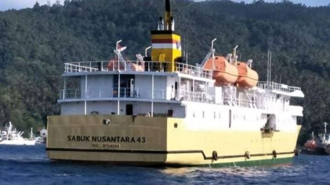 Tiga Kapal Pelni Layani Angkutan Natal di Pelabuhan Biak