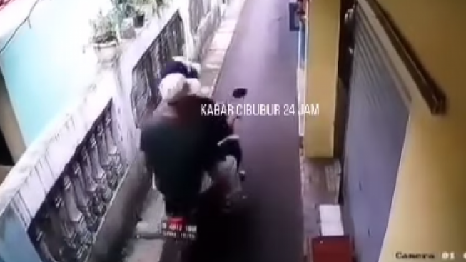 2 ABG Curi Chiki di Gang Sempit, Warganet Berharap Bisa Jadi Duta