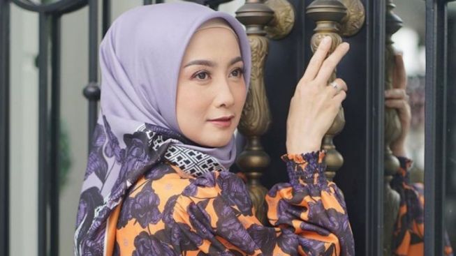 Raffi Ahmad Ngaku PDKT Waktu Desy Ratnasari Galau Ditinggal Irwan Mussry