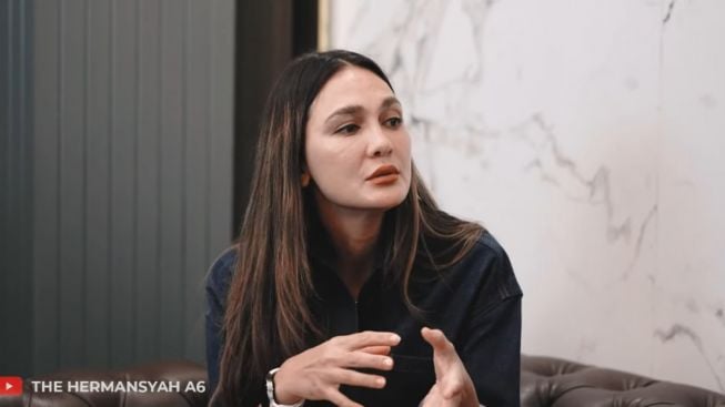 Blak-blakan, Luna Maya Ungkap Perasaannya ke Ariel Noah: Sebenarnya Cocok