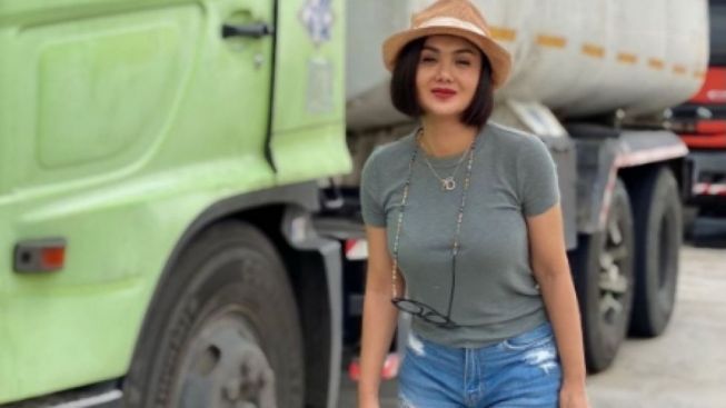 Yuni Shara Mengaku Tak Dapat Kenikmatan Intim dari Pria, Hanya Berpura-pura