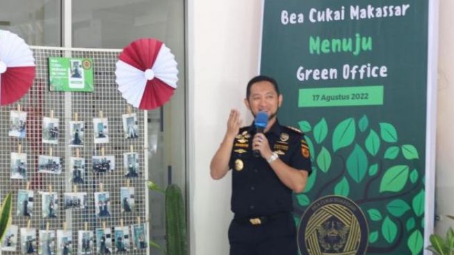 Kepala Bea Cukai Makassar Viral, Disebut Punya Rumah Mirip Istana