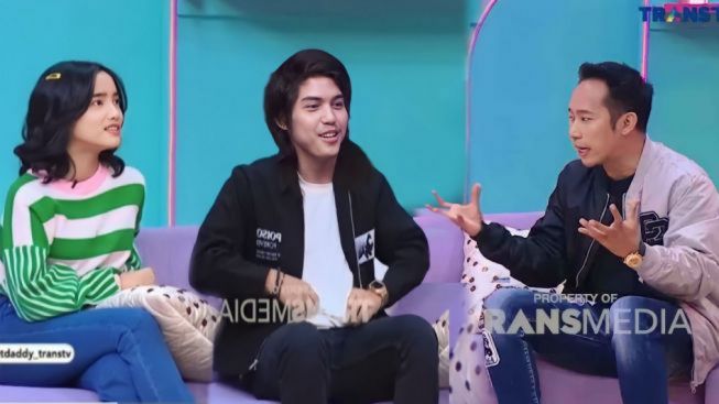 CEK FAKTA : Bayaran El Rumi Dan Fuji Sekali Manggung Capai Rp 1,5 Miliar