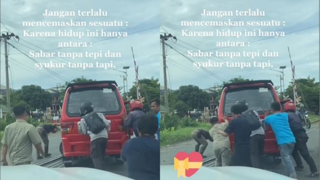 Aksi Warga Bantu Angkot Terjebak Macet di Rel Kereta Banjir Pujian Warganet