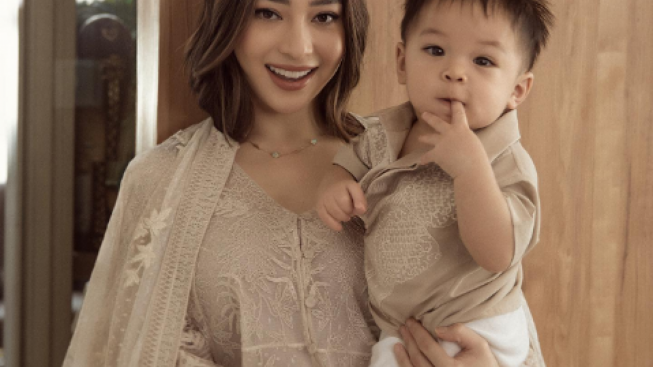 Anak Sempat GTM Gegara Sakit, Ini Trik Nikita Willy Mengembalikan Nafsu Makan Baby Issa