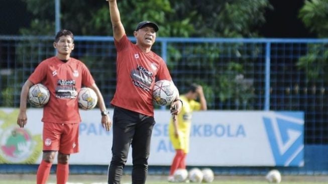 Putu Gede Mundur Dari Jajaran Pelatih Arema FC