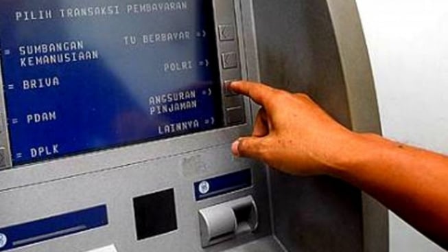 Nagita Slavina Pamer Saldo ATM, Segini Jumlahnya