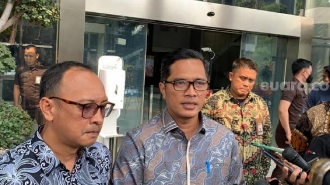 Terungkap! Febri Diansyah dan Rasamala Aritonang Diperiksa KPK, Dituding Hilangkan Barang Bukti Kasus Menteri Pertanian