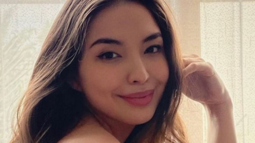 Menikah Dengan Bangsawan, Artis Cantik Ini Alami KDRT Dan Berakhir Cerai