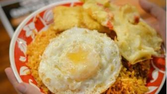 Cara Membuat Nasi Goreng dengan Bumbu Rahasia Penjual Nasi Goreng Awet Hingga Sebulan