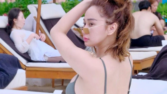 Makin Panas! Denise Chariesta Posting Foto Ayu Dewi: Bisa Terancam Kurungan 10 Tahun atau Denda Rp150 Juta