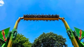 Ngeri! Wahana Tornado Dufan Mendadak Mati, Pengunjung Bergelantungan di Ketinggian