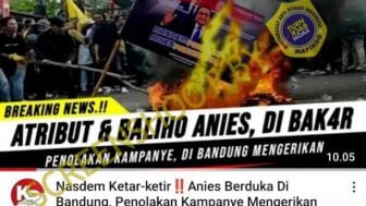 Cek Fakta: Atribut dan Baliho Anies Baswedan Dibakar di Bandung, Benarkah?