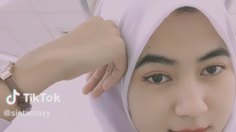 Video Buruh Pabrik Berhijab Trending di Tiktok dan Instagram, Dipuji karena Kecantikan Paras