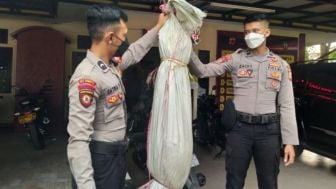 Pocong Jadi Trending, Polisi: Pocongnya Sudah Kami Kondisikan!