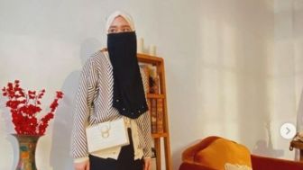 Panas! Eva Manurung Tuding Inara Rusli Hilangkan Rp200 Juta karena Main Judi, Istri Virgoun Kasih Balasan Menohok