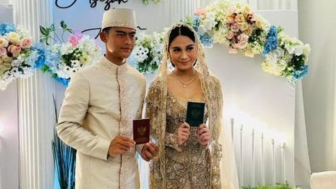 Pratama Arhan Resmi Nikahi Azizah Salsha, Netizen Banyak yang Patah Hati: Minta Tipsnya Dong Biar Cepat Move On