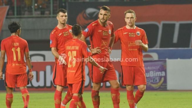 Breaking News! Persija Kena Sanksi Berlapis Buntut Ricuh Lawan Persib: Dari Kerja Sosial hingga Denda Rp40 Juta