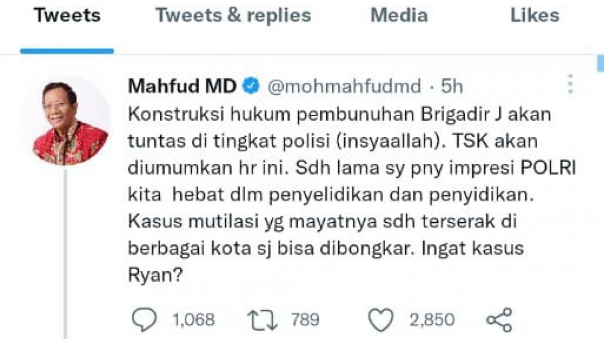 Akun Twitter Mahfud MD. Ia yakin kasus pembunuhan Brigadir J akan tuntas di tingkat Polisi. [Tangkapan Layar akun Twitter/ Foto Istimewa]