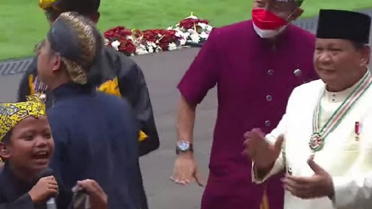 Penyanyi Farel Prayoga menghibur di Istana Negara yang buat sejumlah pejabat asyik berjoget (Biro Pers, Media dan Informasi Sekretariat Negara)