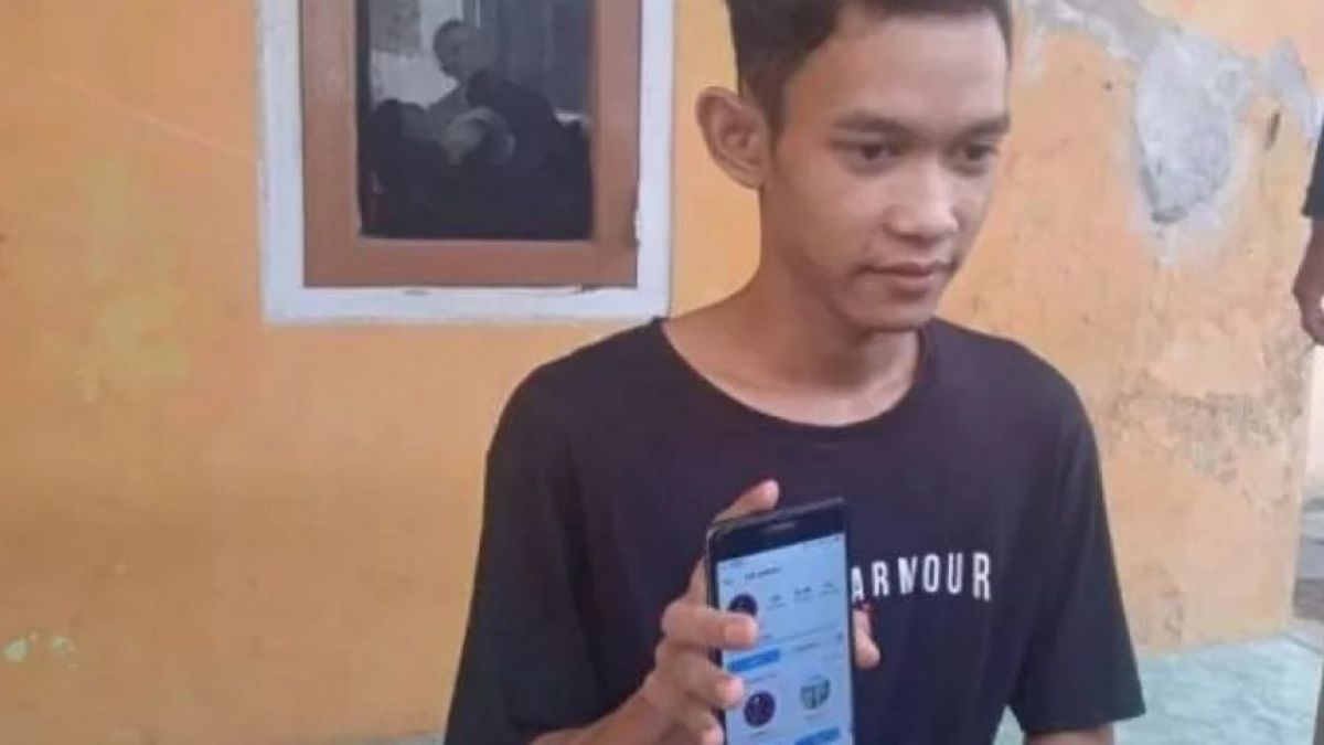 Muhammad Said Fikriansyah, pria asal Cirebon yang dituduh sebagai Bjorka. [Foto Istimewa / Suara.com / Ciayumajakuning.id]