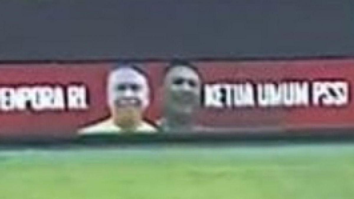 Papan adboard laga Indonesia vs Curacao [Foto Istimewa]