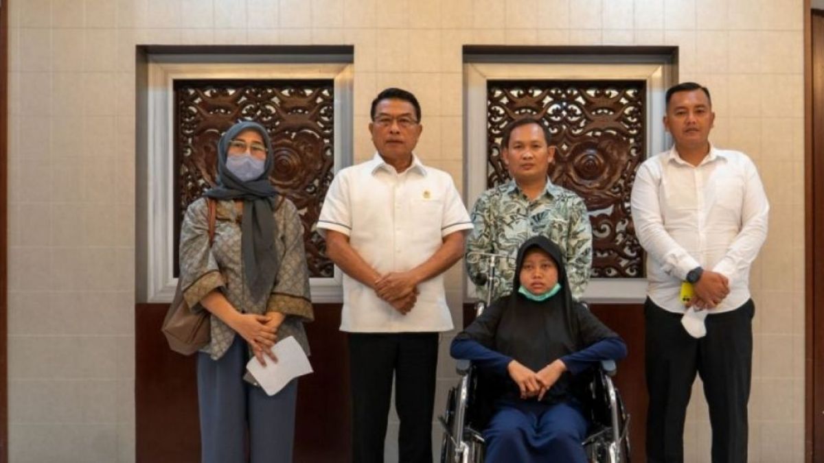 Riski Nur Askia mengadu langsung ke Moeldoko [Foto : Suara.com / ANTARA - Rangga Pandu Asmara Jingga]