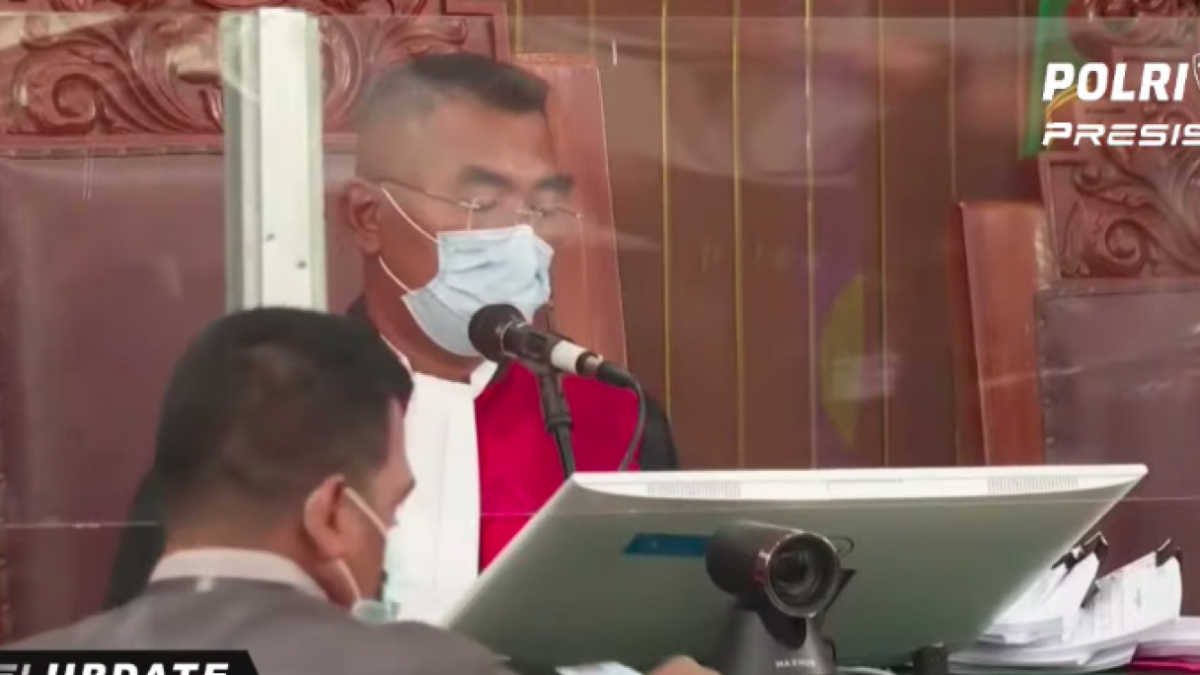 Ketua Majelis Hakim Wahyu Iman Santosa dalam sidang kasus dugaan pembunuhan berencana Brigadir J [Foto Tangkapan Layar Youtube POLRI TV]