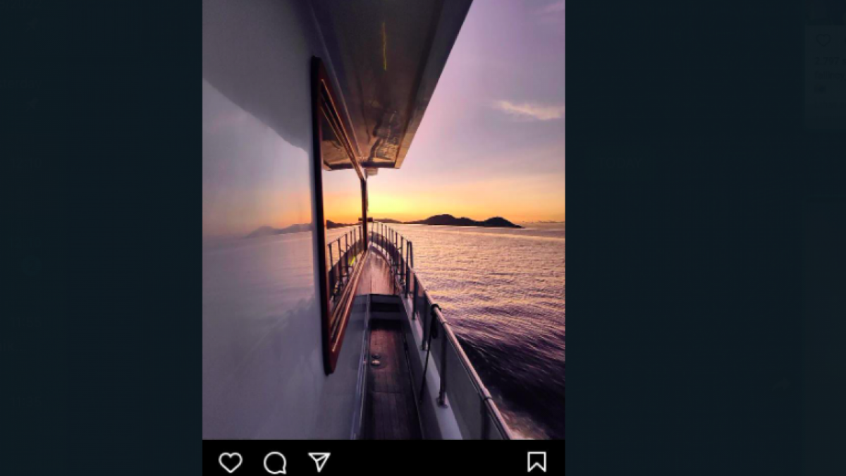 Unggahan Nicholas Saputra yang membuat heboh para penggemarnya di awal Bulan November [Foto: Dok Instagram Nicholas Saputra]