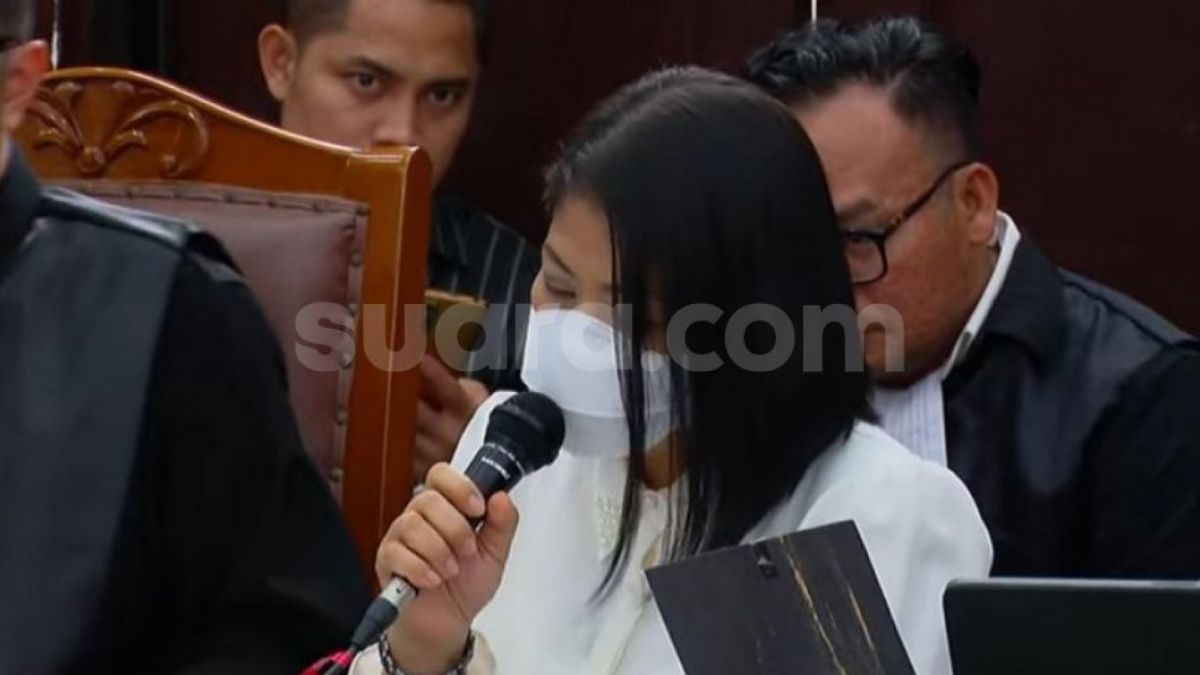 Dugaan pelecehan yang dilakukan Brigadir J terhadap Putri Candrawathi masih belum bisa dibuktikan dan hal itu semakin kuat ketika dua orang art nya tidak pernah melihat kejadian itu. [Foto: Dok  Suara.com/Rakha]