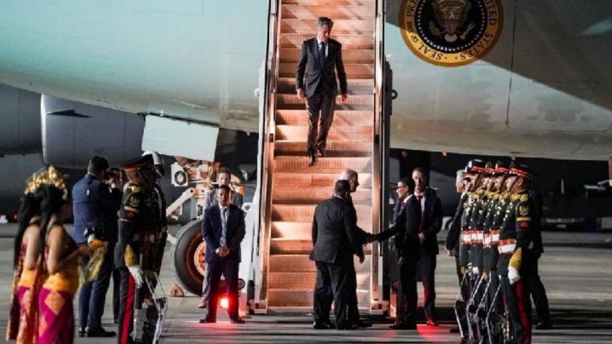 Presiden Amerika Serikat Joe Biden ketika tiba di Bali untuk G20. [Foto: Suara.com]