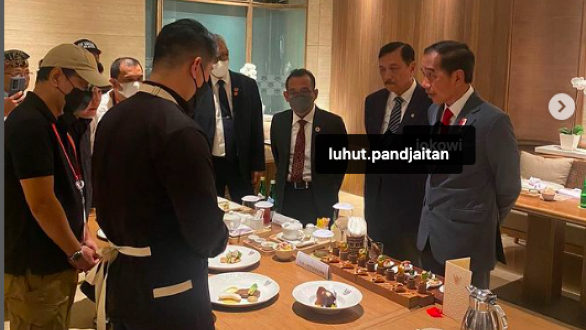 Chef Arnold dibalik suksesnya jamuan makan malam para petinggi negara di KTT G20 disidak Presiden Jokowi dan Luhut [Foto Dok Instgaram Pribadi]