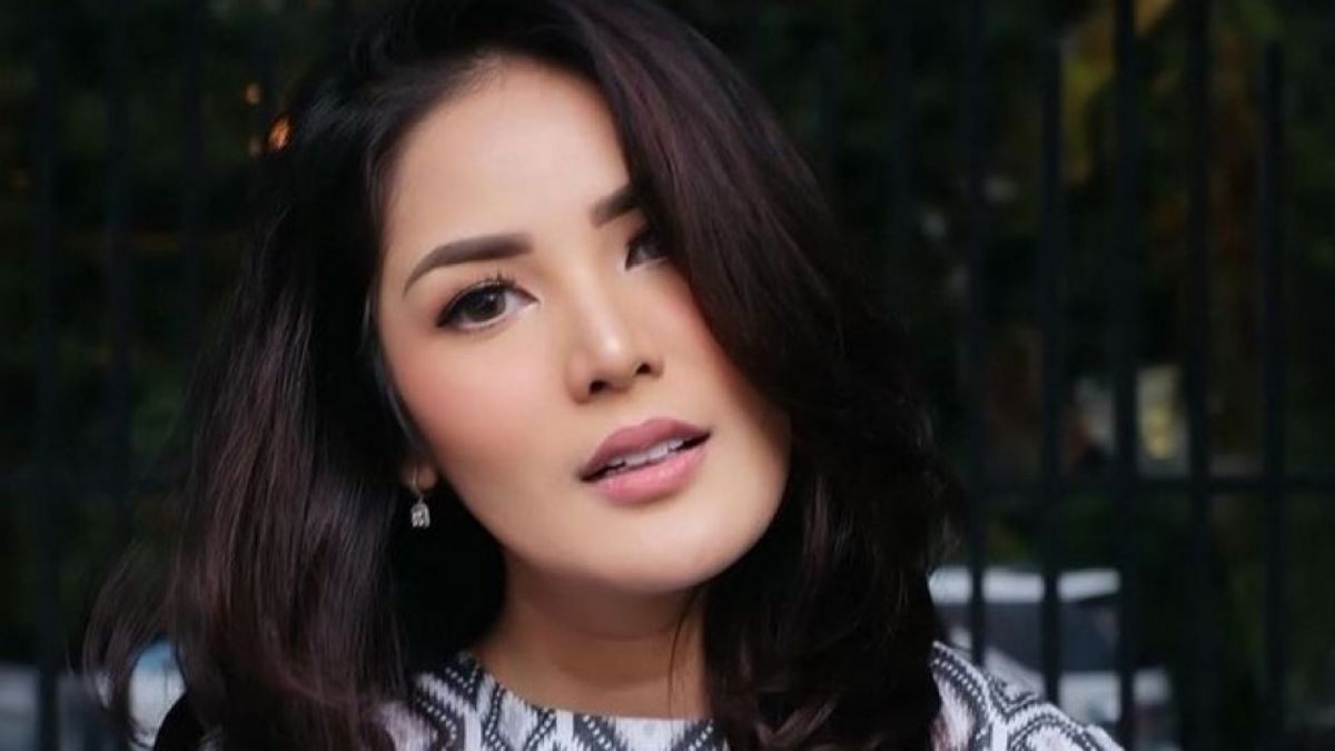 Disebut Segera Menyusul Nikita Mirzani ke Penjara, Saksi Kunci Ungkap Dugaan Tindak Pidana Dilakukan Nindy Ayunda [Instagram Nindy Ayunda]