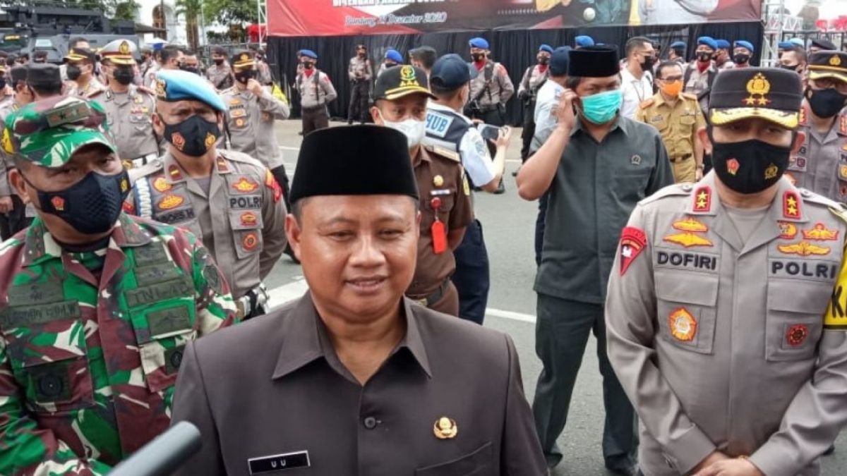 Oknum polisi yang mengaku ajudan Wakil Gubernur Jawa Barat, UU Ruzhanul Ulum, dilaporkan ke Bid Propam Polda Jabar [Suara.com/Cesar Yudistira]