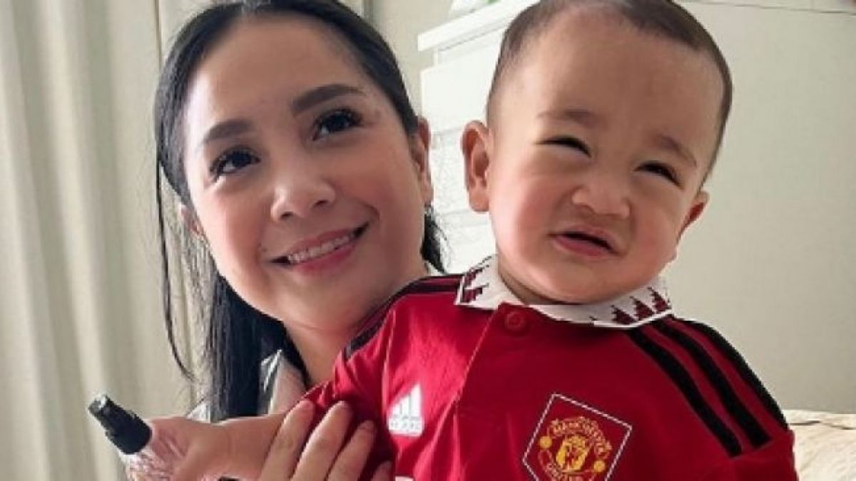 Rayakan Ulang Tahun ke-1 Rayyanza, Raffi Ahmad dan Nagita Bagi-Bagi Uang Rp50 Juta [manchesterunited / Instagram]