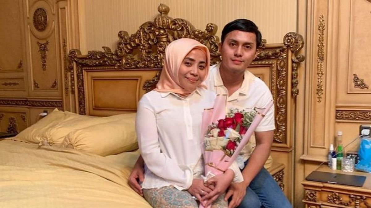 Muzdalifah ceritakan caranya mengatasi lika-liku rumah tangga [(Instagram/muzdalifah999)]
