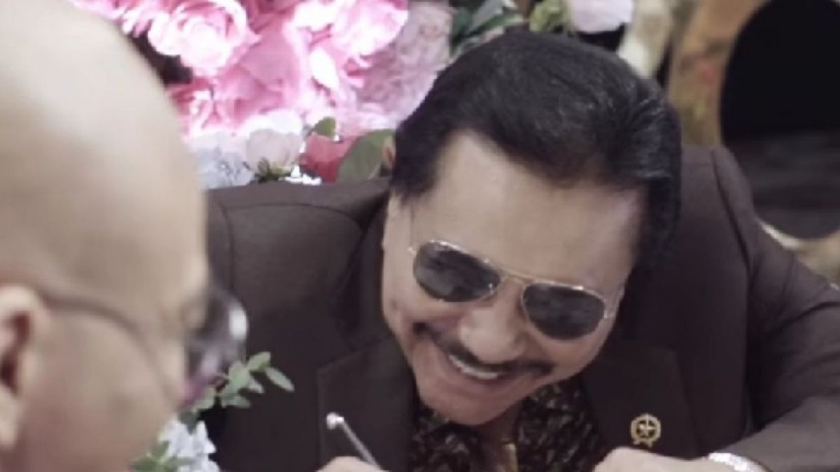 AM Hendropriyono dan Jaksa Agung, Burhanuddin menjadi saksi di pernikahan Deddy Corbuzier dengan Sabrina Chairunnisa (@sabrinachairunnisa_)