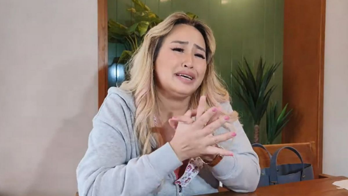 Mantan manager berencana akan membuat Pinkan Mambo menjadi diva lagi [YouTube Star Story]