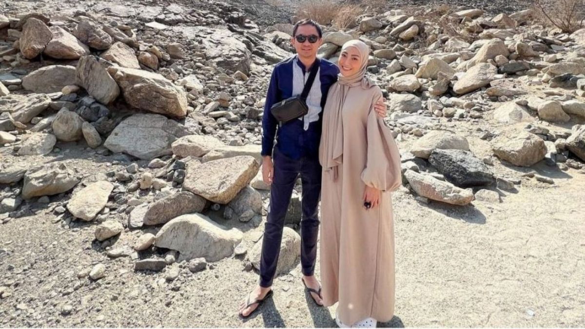 Reaksi netizen tentang sikap dingin Regi Datau pad Ayu Dewi [(Dok: Instagram/Ayudewi7984_)]