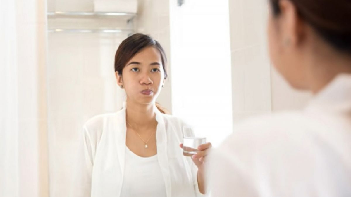 ikuti cara di bawah ini untuk redakan batuk [YouTube Alodokter]